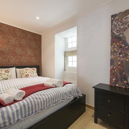 Lusitania One In Mouraria Apartment Lisbon Luaran gambar